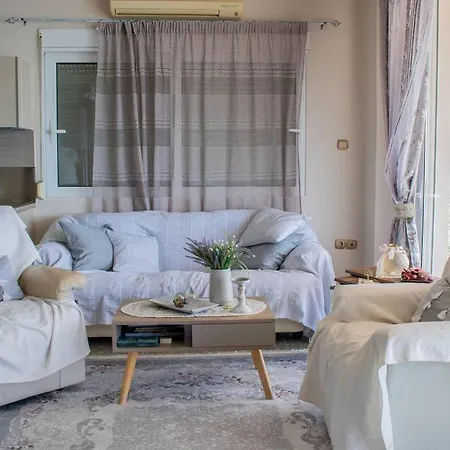 Διαμέρισμα Messinian Bay House *
