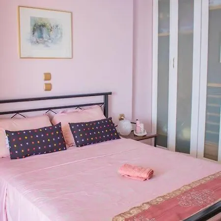 Διαμέρισμα Messinian Bay House *